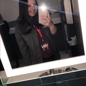 Meet your Posher, Brianna